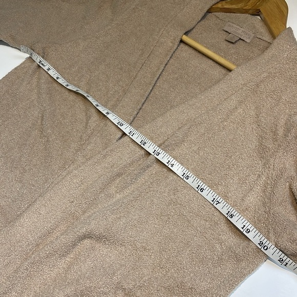 Barefoot Dreams CozyChic Lite OPEN FRONT CARDIGAN Sweater in Beige Size Medium - Picture 8 of 9